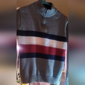 #0031- Tommy hilfiger boys sweater